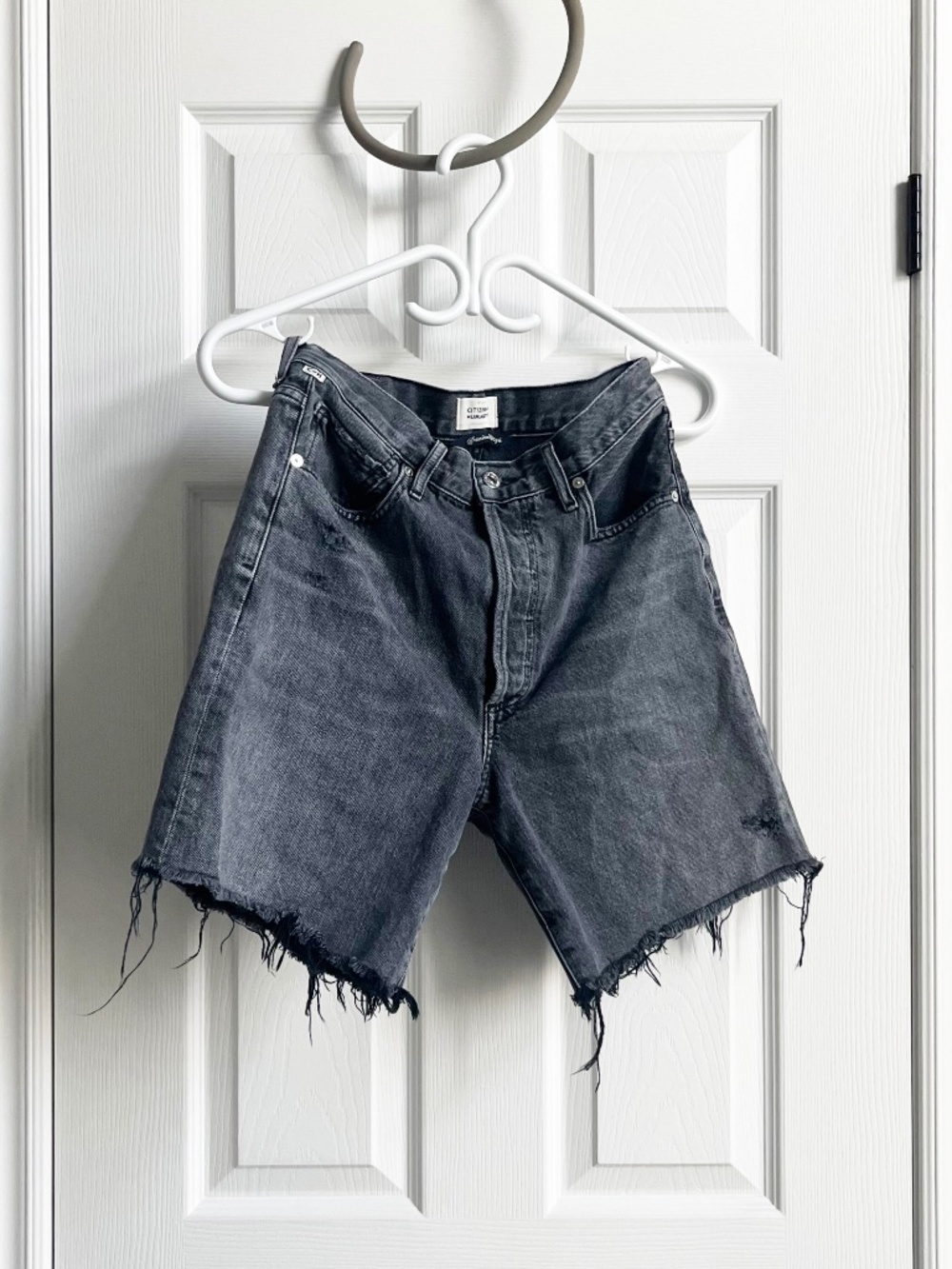 LIKE NEW: Citizens of Humanity Black Camilla Thigh Denim Shorts